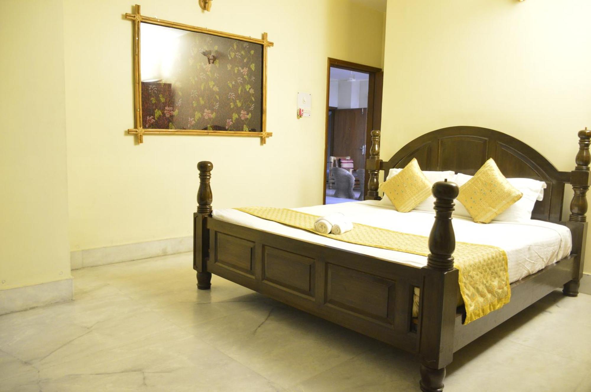 River Breeze Home A Comfort Stay Guwahati Exteriör bild