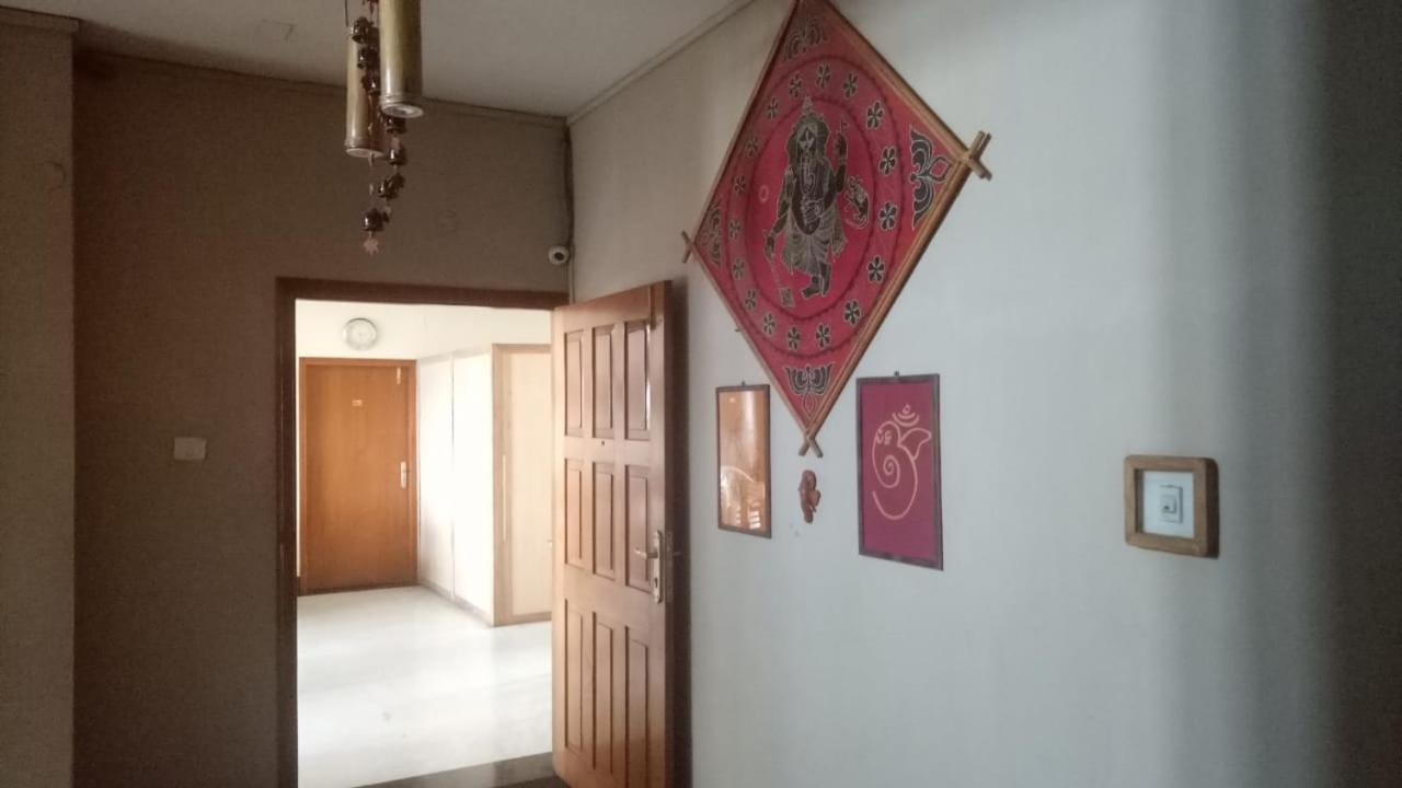 River Breeze Home A Comfort Stay Guwahati Exteriör bild